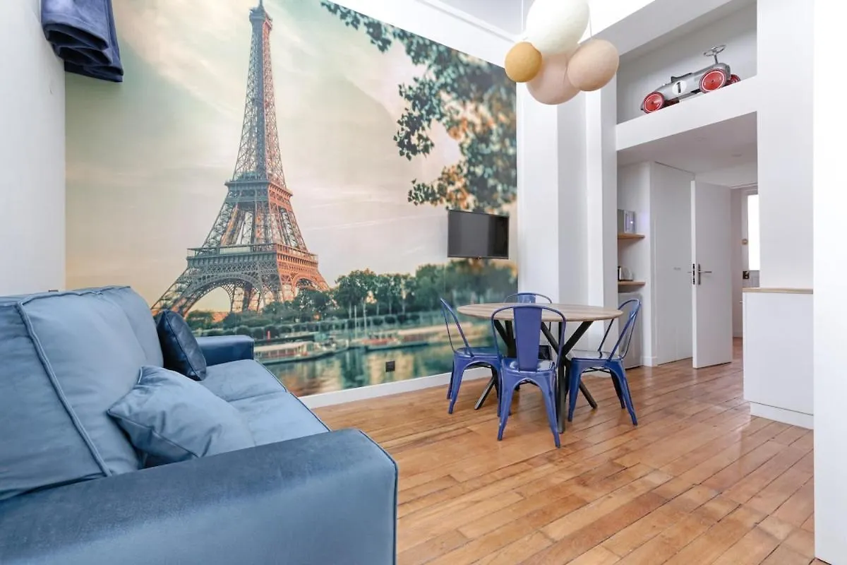Mykeypers - Modern & Cozy Duplex 6P - Arc De Triomphe contacts